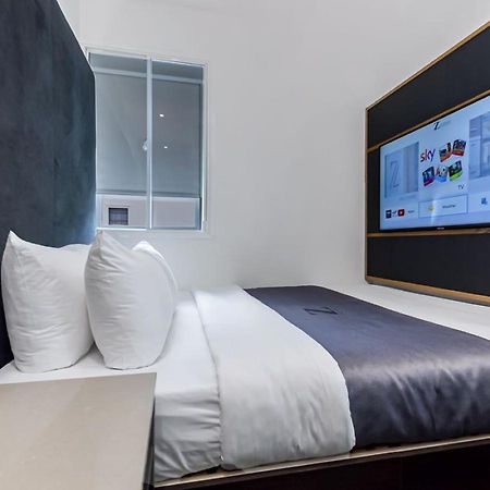 The Z Hotel Trafalgar London Exterior photo